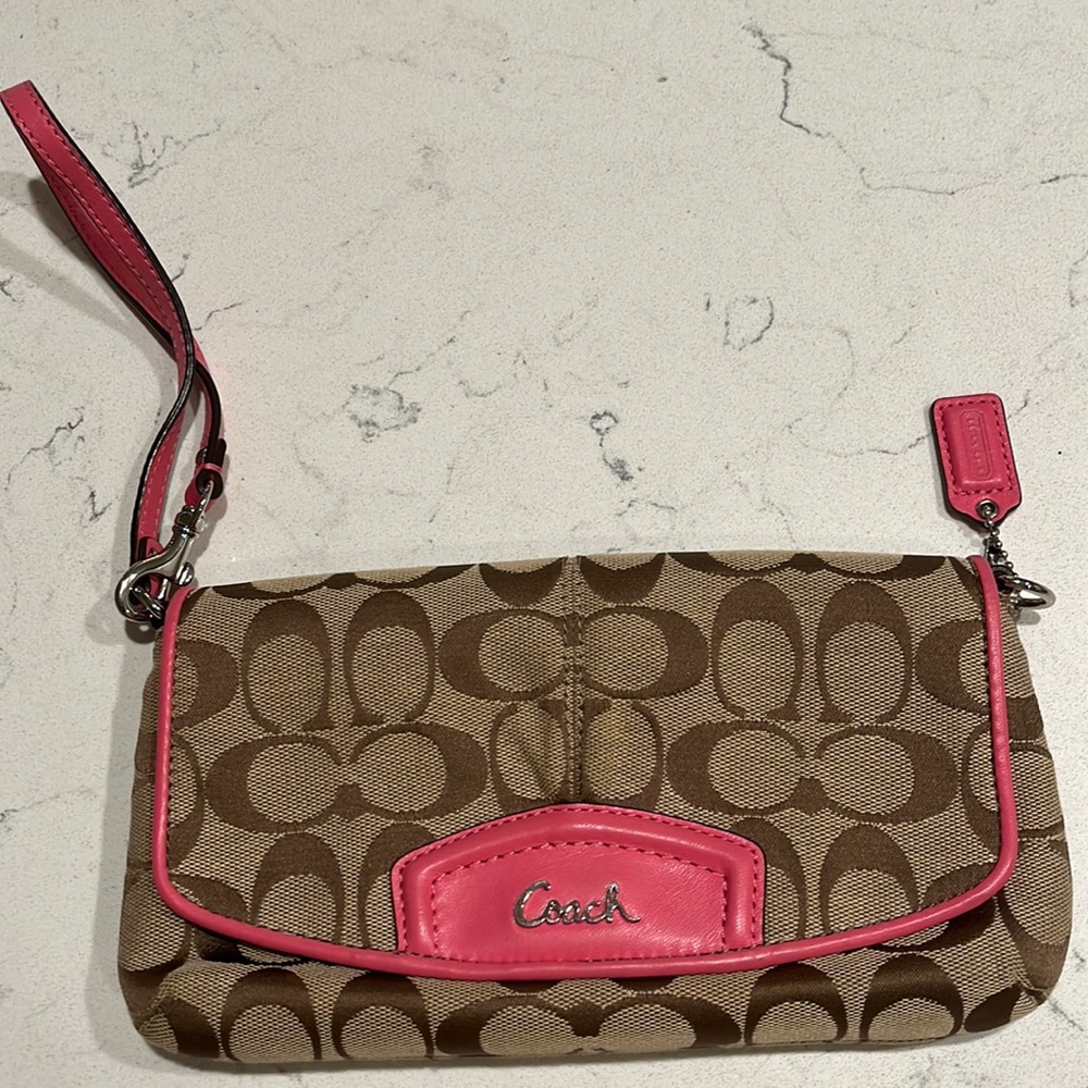 Coach wallet wristlet pouch like new